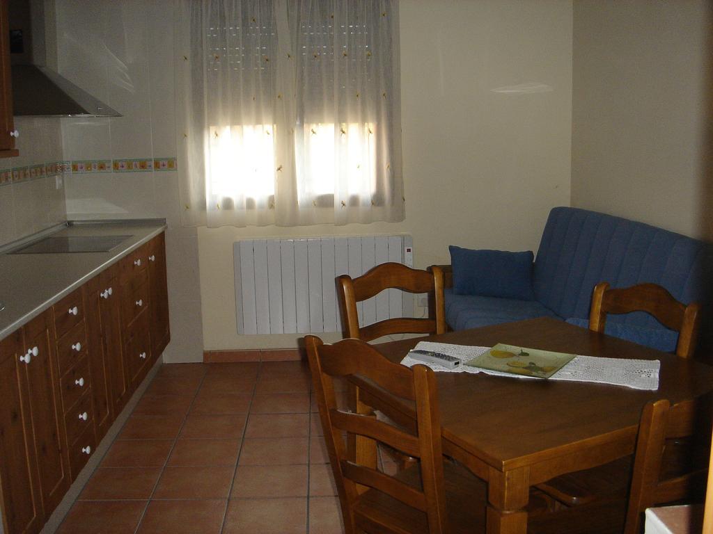 Apartamentos Serrano Ribatajada Eksteriør billede